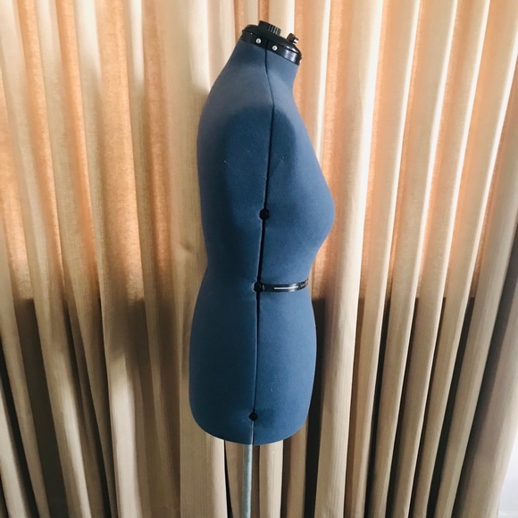 Manikin - Picture 4 of 4